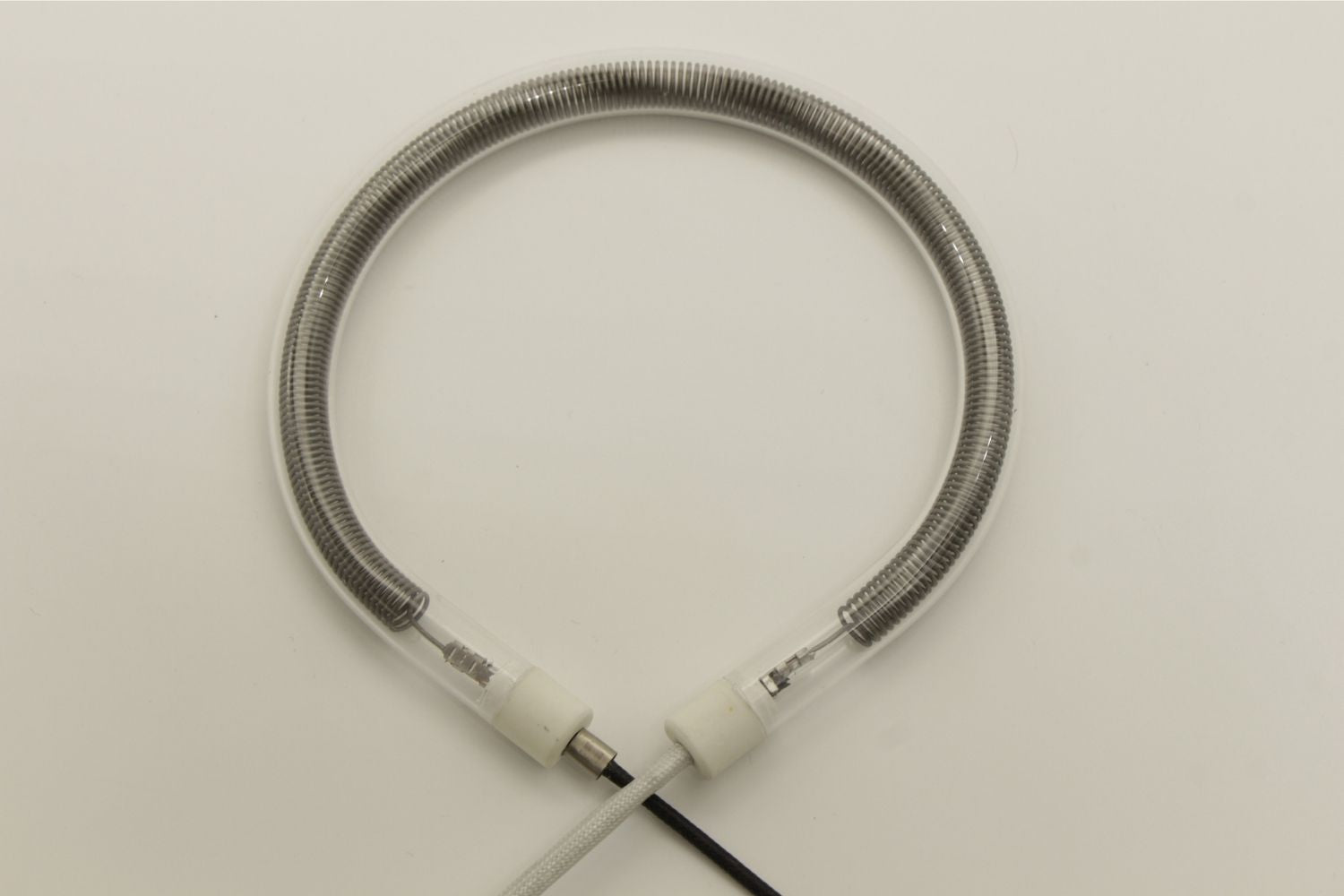 Infrared quartz heating tubes designed for energy-efficient heating applications with high-purity quartz glass.